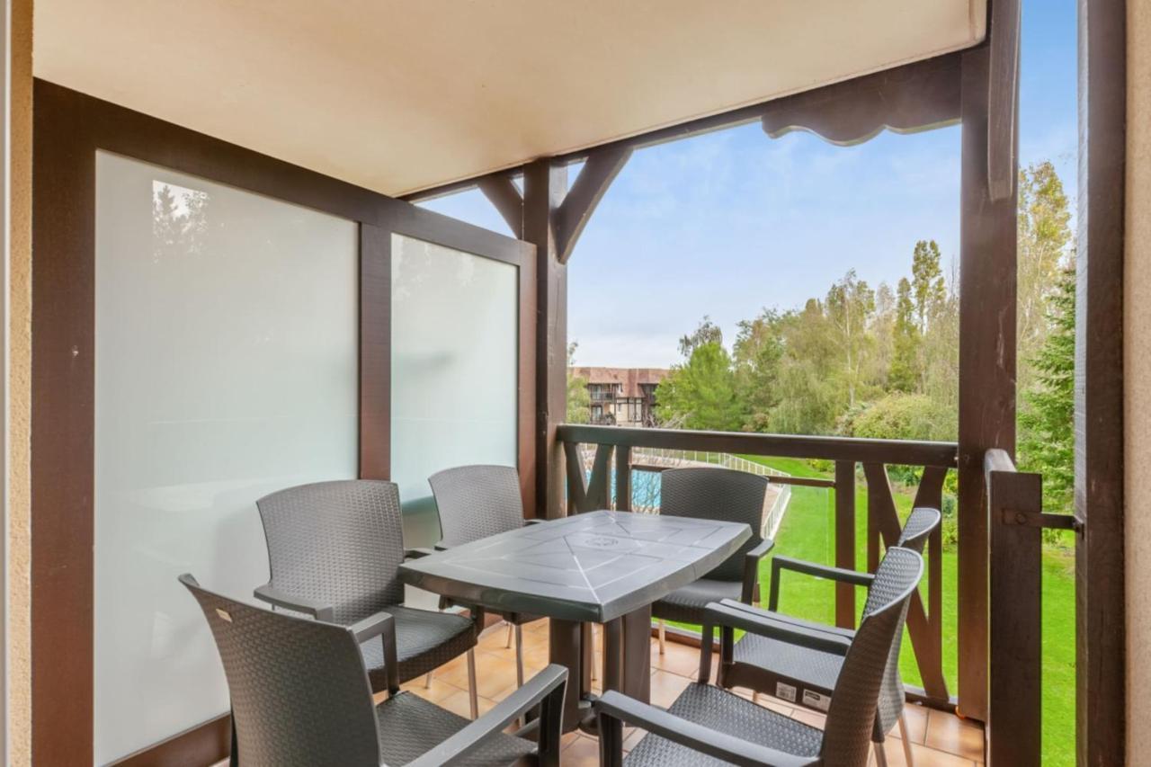 Nice 2-Br In A Residence With Pool - Deauville - Welkeys Eksteriør bilde